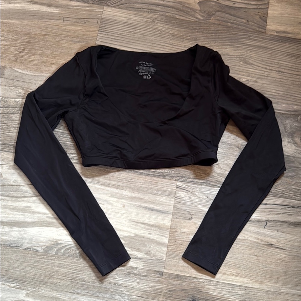 Jolyn Eryn Krouse Avalon Black Rashguard XS NWOT